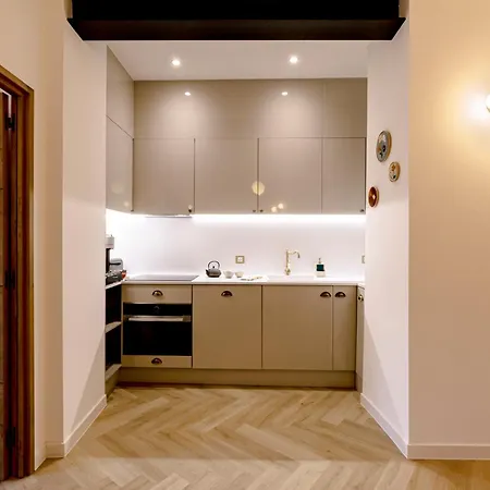 L'instant Nimois - 3 Etoiles De France 님