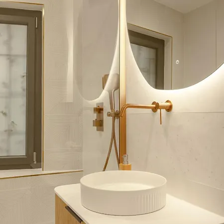 L'instant Nîmois - 3 étoiles De France Nîmes