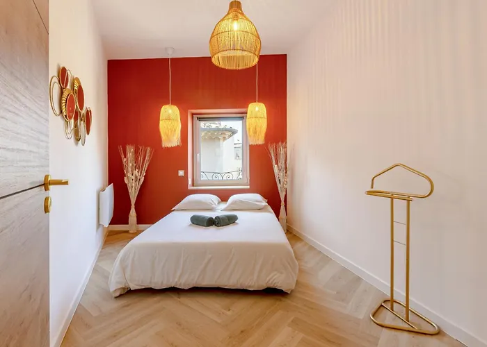 Apartment L'instant Nimois - 3 Etoiles De France *